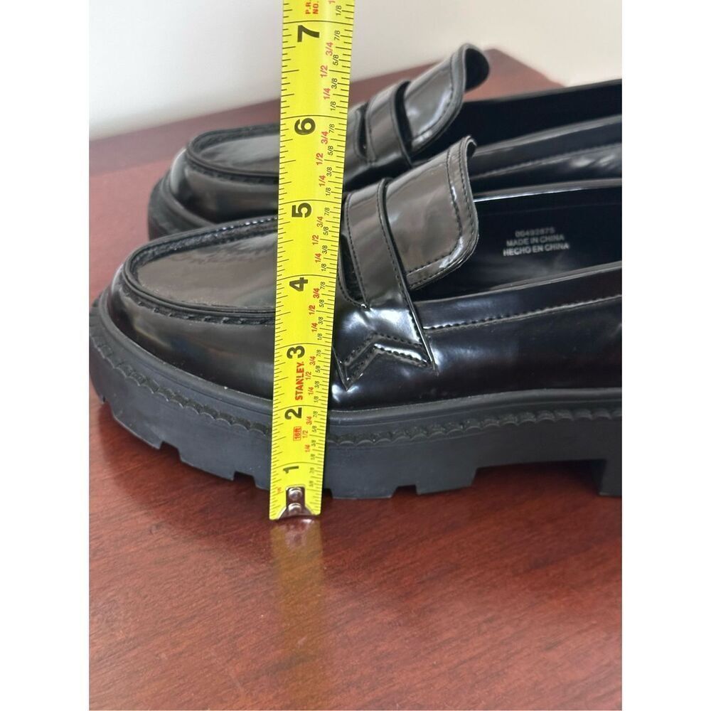 Forever 21 Lug sole loafer - Picture 5 of 8